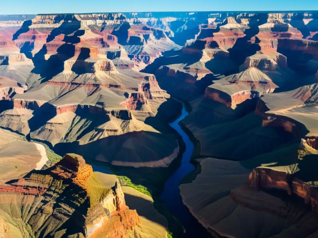Cañón profundo: maravilla natural que revela la historia geológica Formación natural de cañones, majestuosa vista aérea de un cañón profundo con capas de roca expuestas
